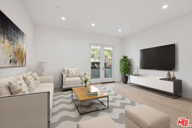 1746 Garfield Place 101, Los Angeles, CA 90028