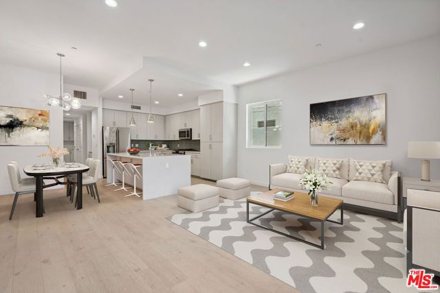 1746 Garfield Place 101, Los Angeles, CA 90028