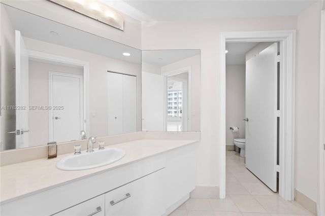 21150 Point Place 1102, Aventura, FL 33180