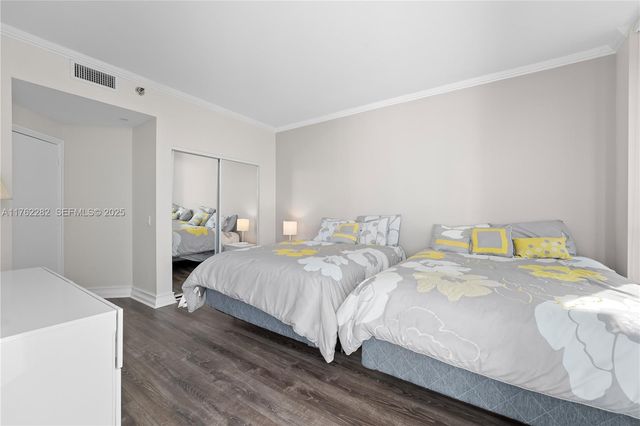 21150 Point Place 1102, Aventura, FL 33180