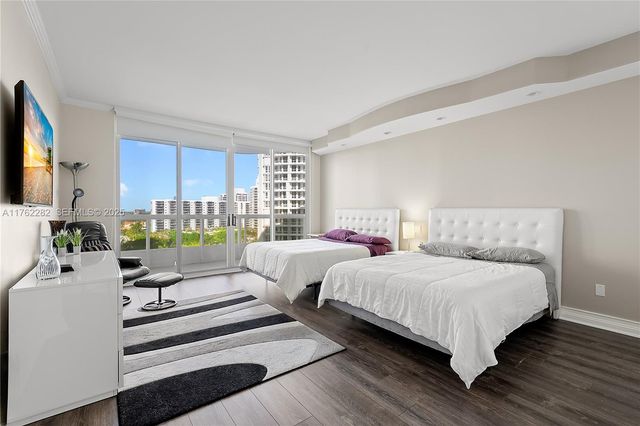 21150 Point Place 1102, Aventura, FL 33180