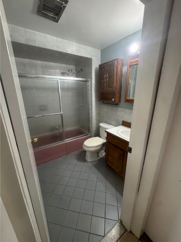 40 Robin St, Everett, MA 02149