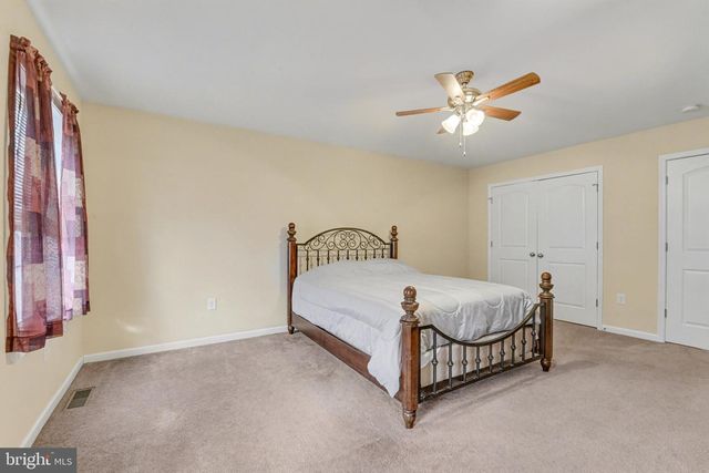 131 PLEASANTVIEW TER, New Cumberland, PA 17070