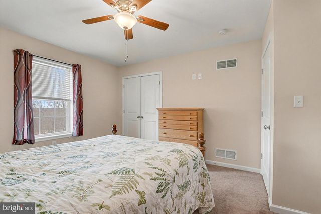 131 PLEASANTVIEW TER, New Cumberland, PA 17070