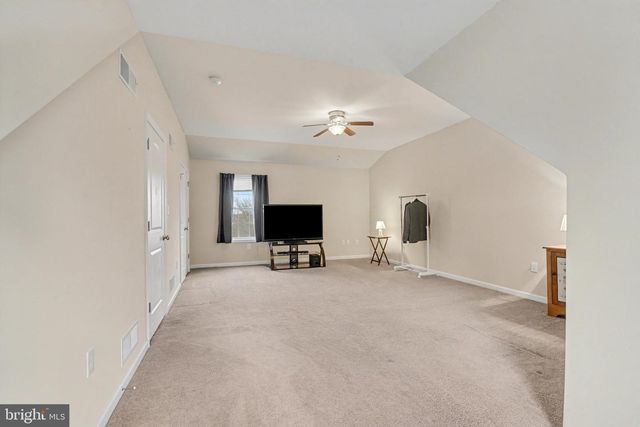 131 PLEASANTVIEW TER, New Cumberland, PA 17070