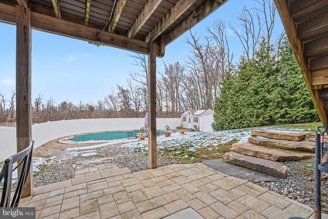 131 PLEASANTVIEW TER, New Cumberland, PA 17070