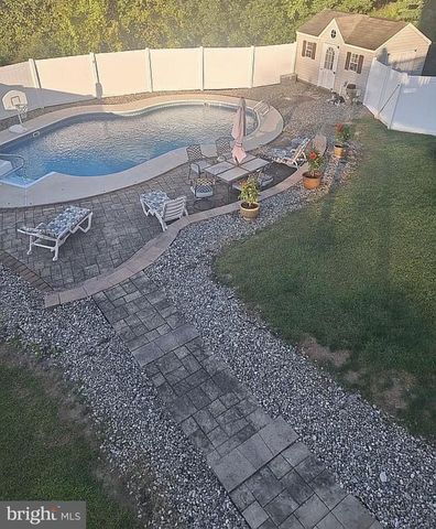 131 PLEASANTVIEW TER, New Cumberland, PA 17070