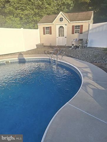 131 PLEASANTVIEW TER, New Cumberland, PA 17070