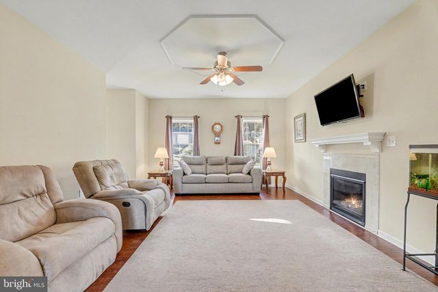 131 PLEASANTVIEW TER, New Cumberland, PA 17070