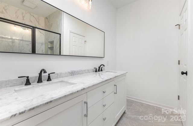 627 West Main Extension, Lincolnton, NC 28092