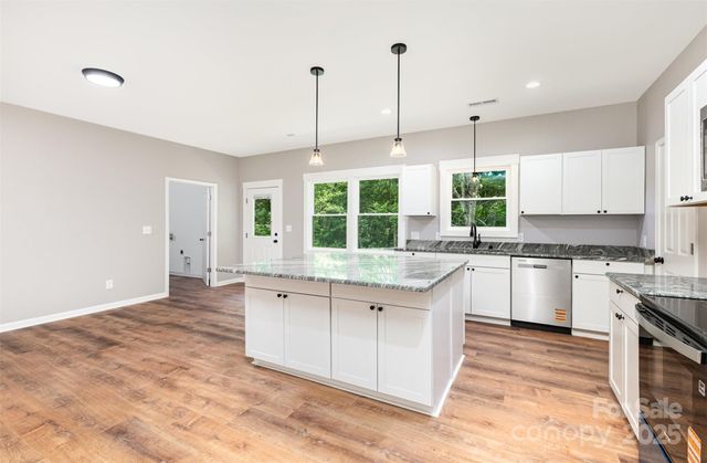 627 West Main Extension, Lincolnton, NC 28092