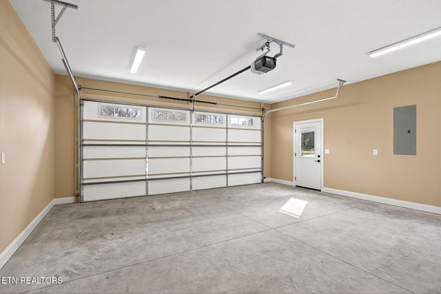 164 Hawes Circle, Crossville, TN 38558