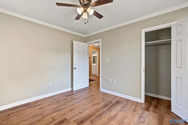 5707 W US Highway 72, Athens, AL 35611