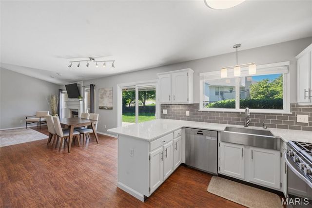 1075 Reddington Timbers Drive, St Charles, MO 63304