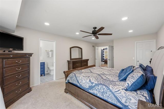 1075 Reddington Timbers Drive, St Charles, MO 63304