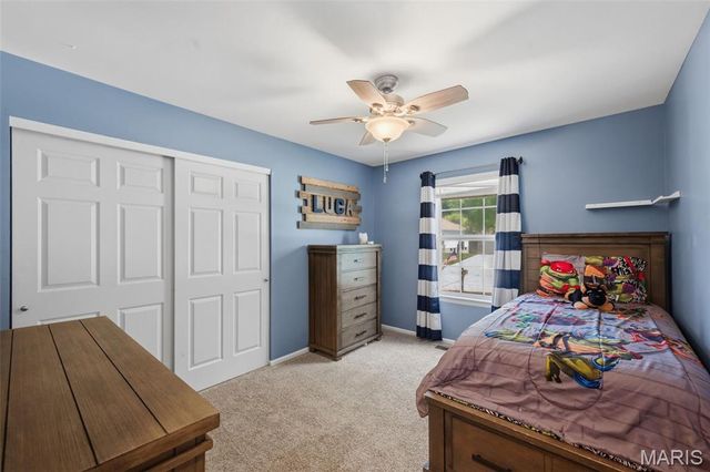 1075 Reddington Timbers Drive, St Charles, MO 63304