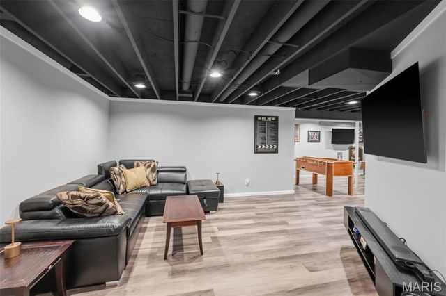 1075 Reddington Timbers Drive, St Charles, MO 63304