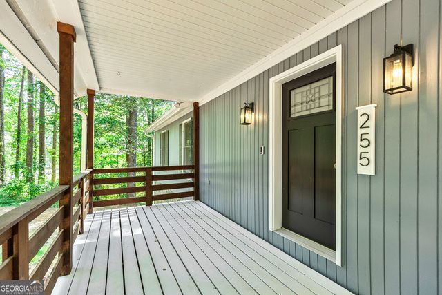 255 Buckeye Lane, Fayetteville, GA 30214