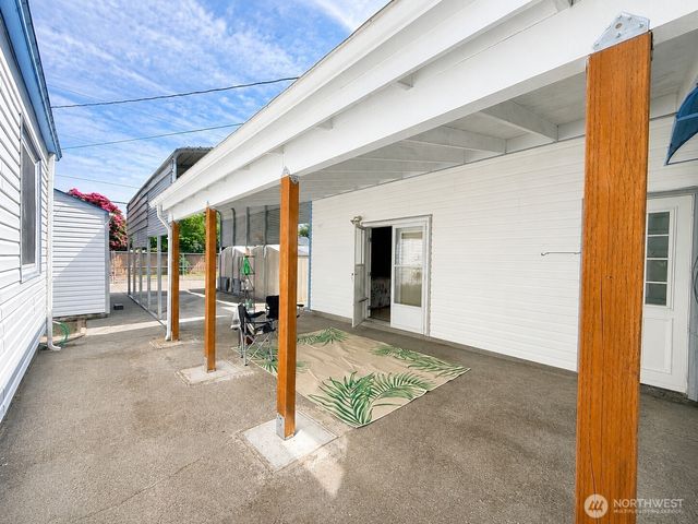 566 25th Avenue, Longview, WA 98632