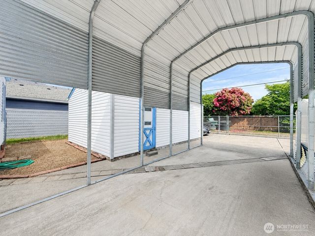 566 25th Avenue, Longview, WA 98632