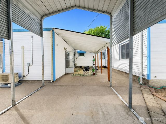 566 25th Avenue, Longview, WA 98632