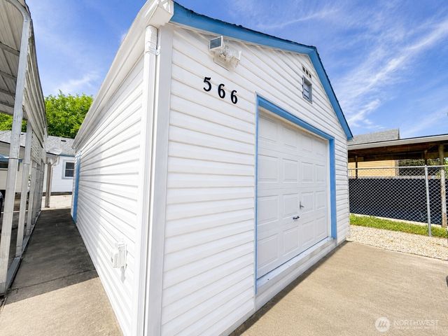 566 25th Avenue, Longview, WA 98632