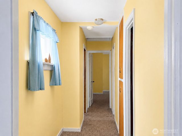566 25th Avenue, Longview, WA 98632