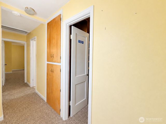 566 25th Avenue, Longview, WA 98632