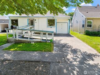 566 25th Avenue, Longview, WA 98632