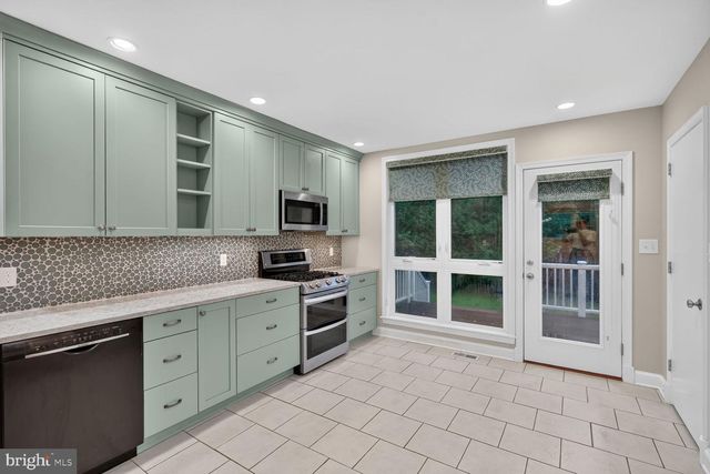 2609 N NOTTINGHAM ST, Arlington, VA 22207