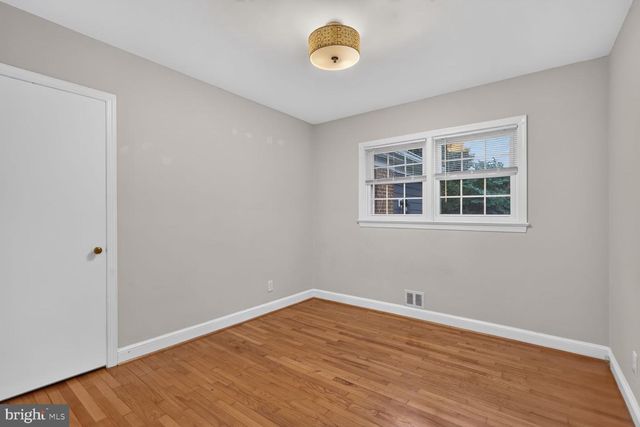 2609 N NOTTINGHAM ST, Arlington, VA 22207