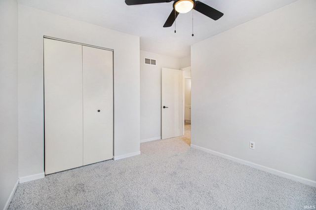 519 E Johnson Road, South Bend, IN 46614