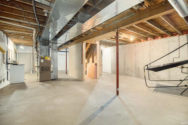 519 E Johnson Road, South Bend, IN 46614