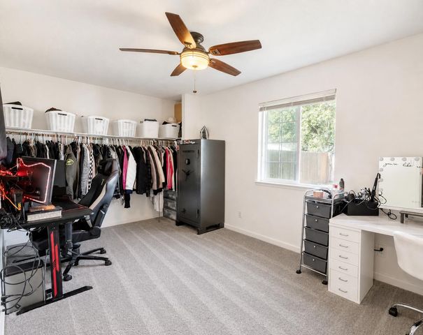 3965 Creekside Pl, Auburn, CA 95602