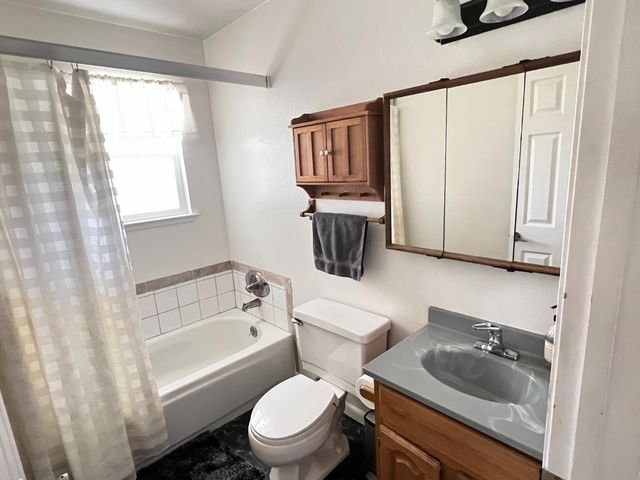 3965 Creekside Pl, Auburn, CA 95602