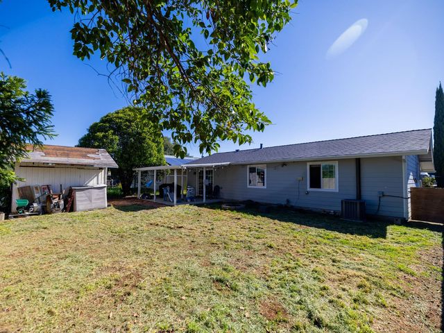 3965 Creekside Pl, Auburn, CA 95602