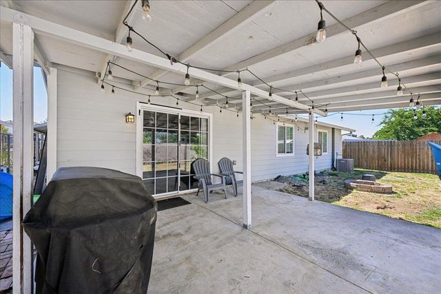 3965 Creekside Pl, Auburn, CA 95602