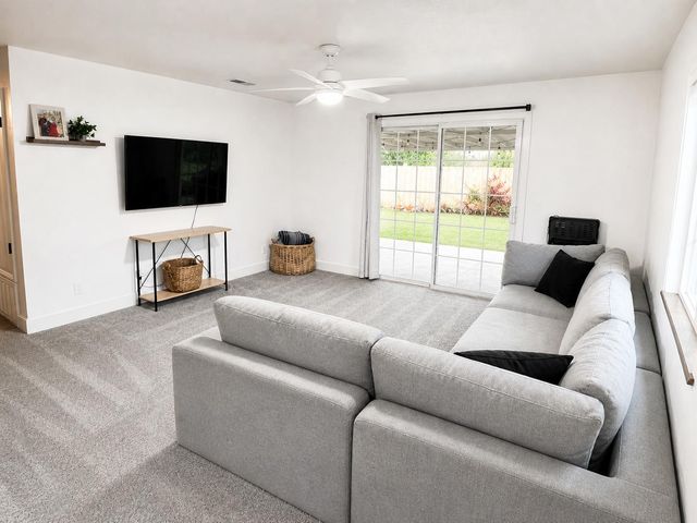 3965 Creekside Pl, Auburn, CA 95602
