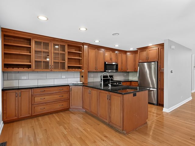 22W132 Butterfield Road, Glen Ellyn, IL 60137