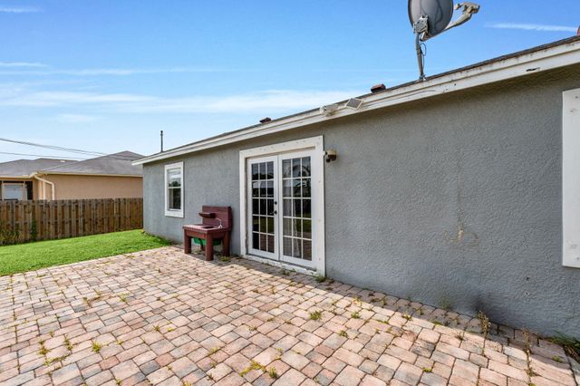1049 SW Mccracken Avenue, Port St. Lucie, Port St Lucie, FL 34953