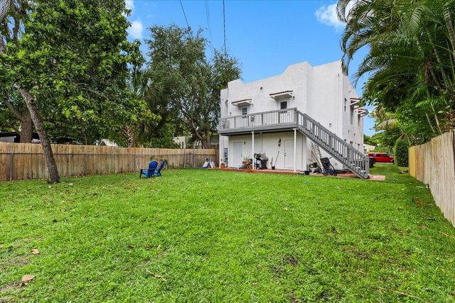 518 Biscayne Drive B, West Palm Beach, FL 33401