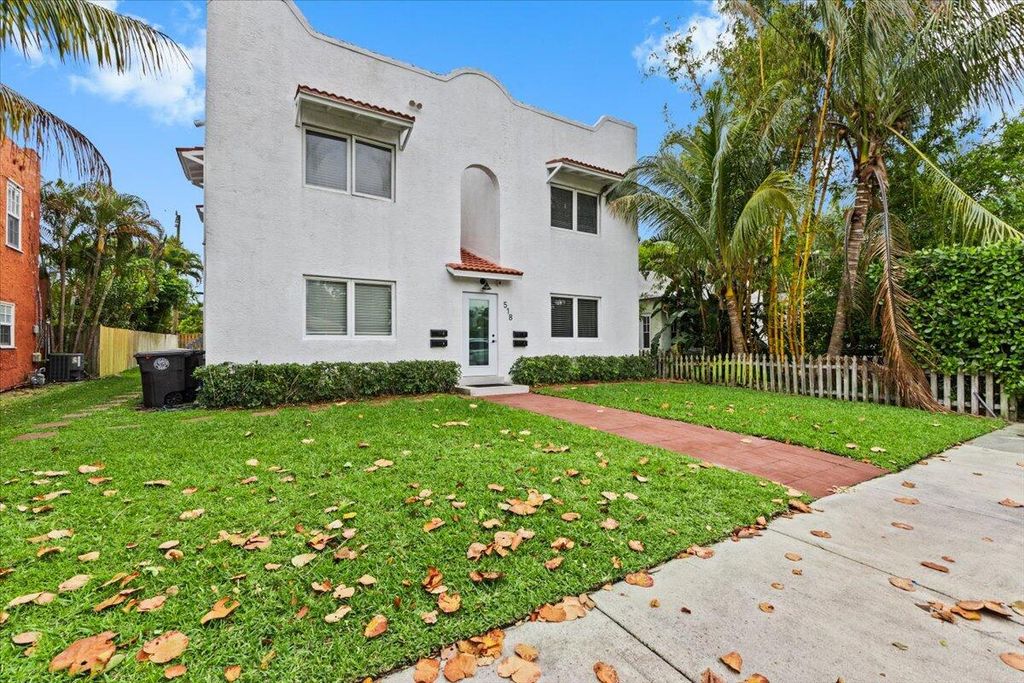 518 Biscayne Drive B, West Palm Beach, FL 33401