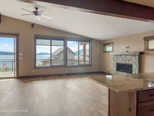 74 Palouse DR, Nordman, ID 83848