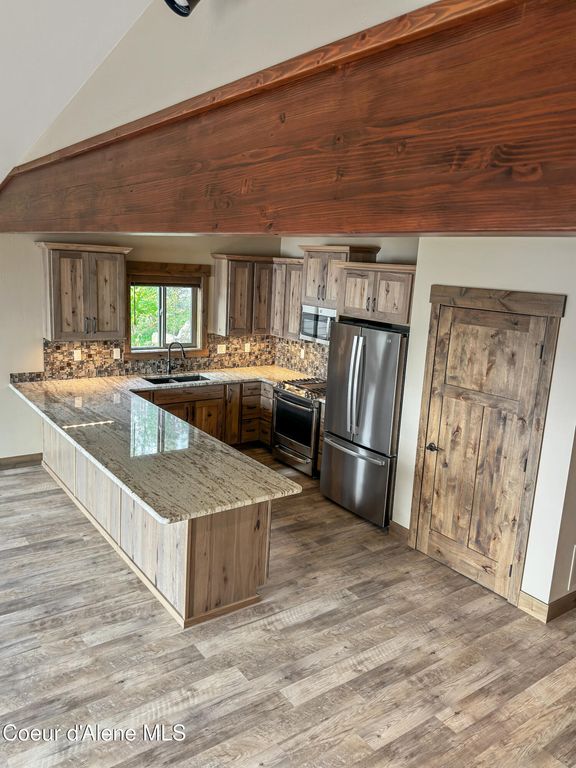 74 Palouse DR, Nordman, ID 83848 photo 4