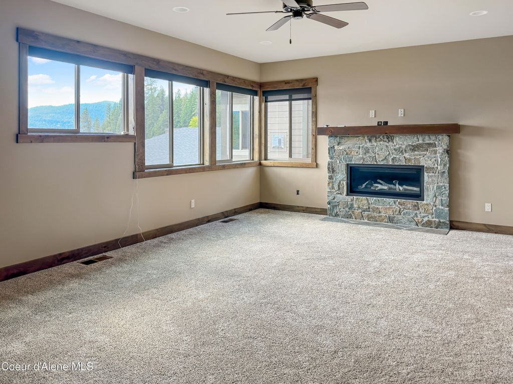 74 Palouse DR, Nordman, ID 83848 photo 5