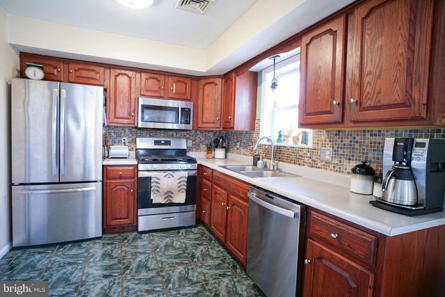 279 LAFAYETTE RD, Coatesville, PA 19320