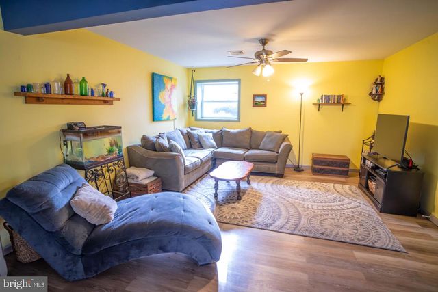 279 LAFAYETTE RD, Coatesville, PA 19320