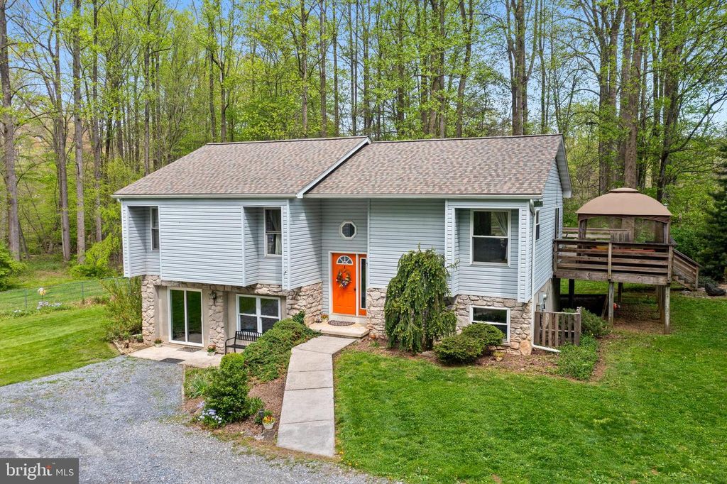 279 LAFAYETTE RD, Coatesville, PA 19320