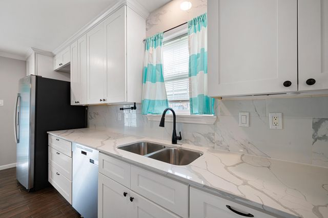 11806 Murr Way, Houston, TX 77048