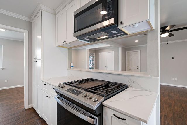 11806 Murr Way, Houston, TX 77048